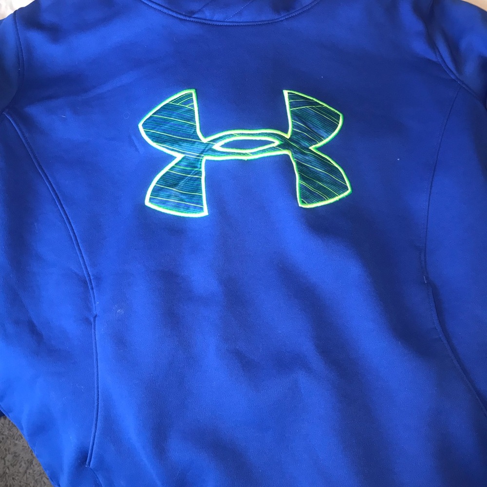 Under Armour Sweatshirt